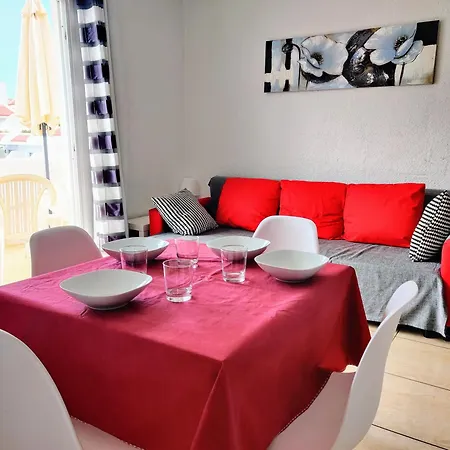 Floritas 20-3 Apartment